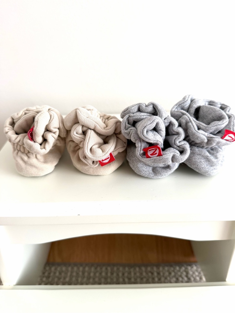 Zutano Organic Cotton Baby Booties Bundle (2 Pairs) 12 Months – Khaki & Gray - Picture 8 of 11